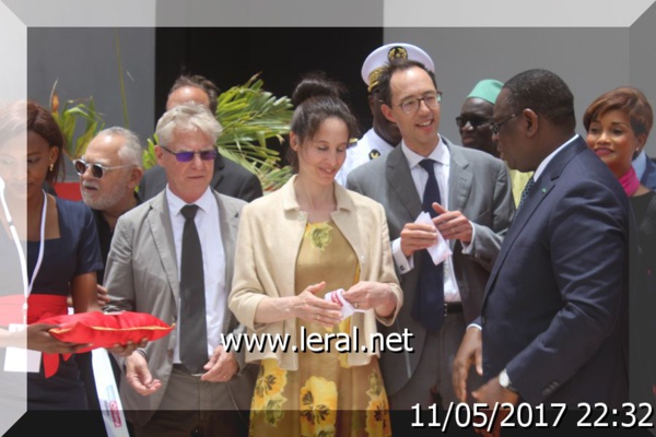  Inauguration de la salle de cinéma et de spectacle (Canal Olympia Teranga) par S.E Macky Sall 