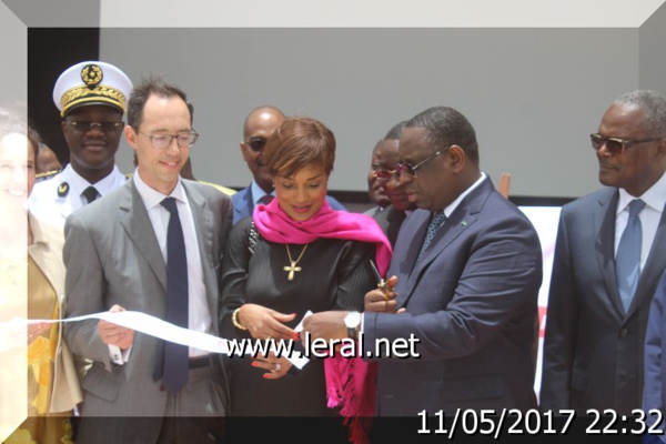  Inauguration de la salle de cinéma et de spectacle (Canal Olympia Teranga) par S.E Macky Sall 