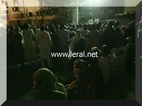 Vidéo-photos: Arrivée de la dépouille du fils de Cheikh Amar à l'aéroport de Dakar 