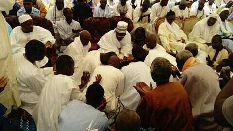 Pose première pierre de la grande Mosquée Cheikh Ahmadou Kabir Mbaye (Keur Mame Cheikh Mbaye), père de Djily Mbaye et Serigne Sam Mbaye