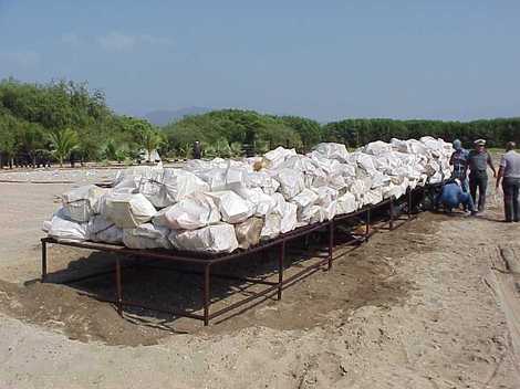PARTAGE DE PRIMES DE SAISIES ENTRE DOUANIERS ET GENDARMES LES 2,4 TONNES DE COCAINE QUI SEMENT LA TEMPETE