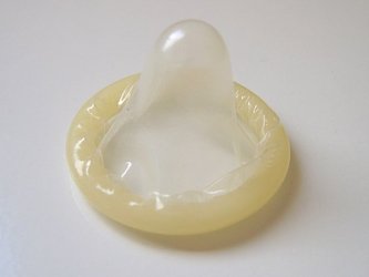 LE PRESERVATIF DANS LE COUPLE : Ce qu'en pensent des mariés