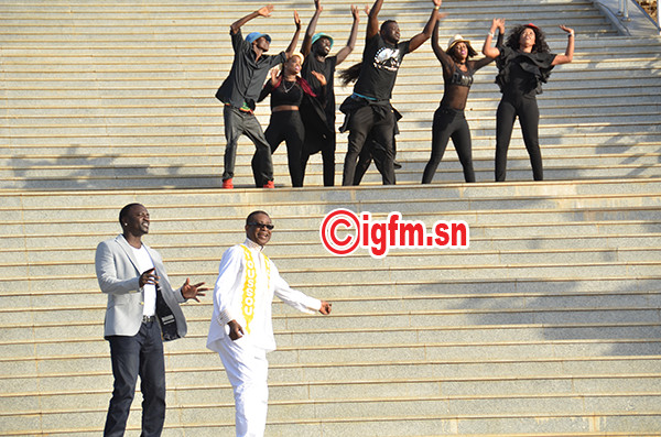 ( 16 Photos ) Tournage Nouveau Clip de Youssou Ndour et Akon! Tout ce que vous n’avez pas vu en Images, Regardez.