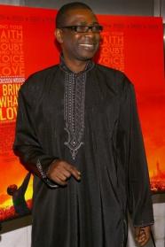 Sénégal: le chanteur Youssou Ndour prépare le lancement d'une télévision