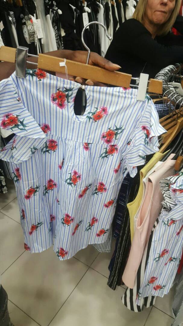 La femme de Saanex , Sadiya ouvre sa boutique ...