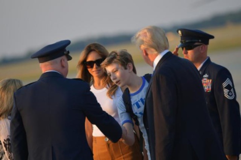 Melania et Barron Trump s'installent à la Maison-Blanche