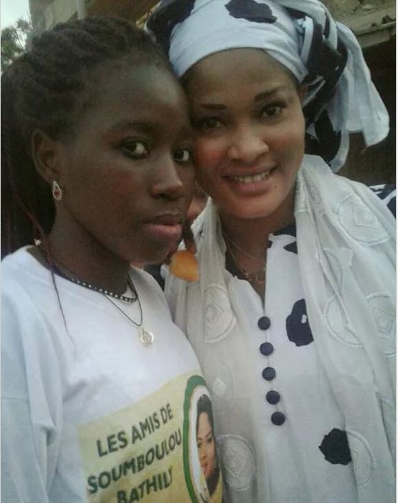 (21 Photos) Les amis de Soumboulou organisent un récital de Coran et un Ndogou pour l’actrice de la série Wiri Wiri