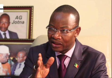Grogne autour des investitures : Me Moussa Diop se démarque et défend Macky Sall