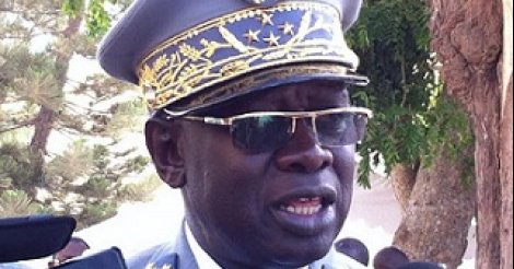 Général Cheikh Guèye, Cemga : "Les trafiquants de bois doivent être traités comme des criminels" Général Cheikh Guèye, Cemga : "Les trafiquants de bois doivent être traités comme des criminels"