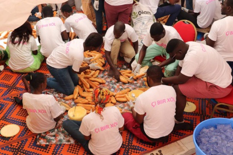 20 photos : la distribution de ndogou par l'association CI BIIR XöL, la Jeunesse de la Téranga dakaroise
