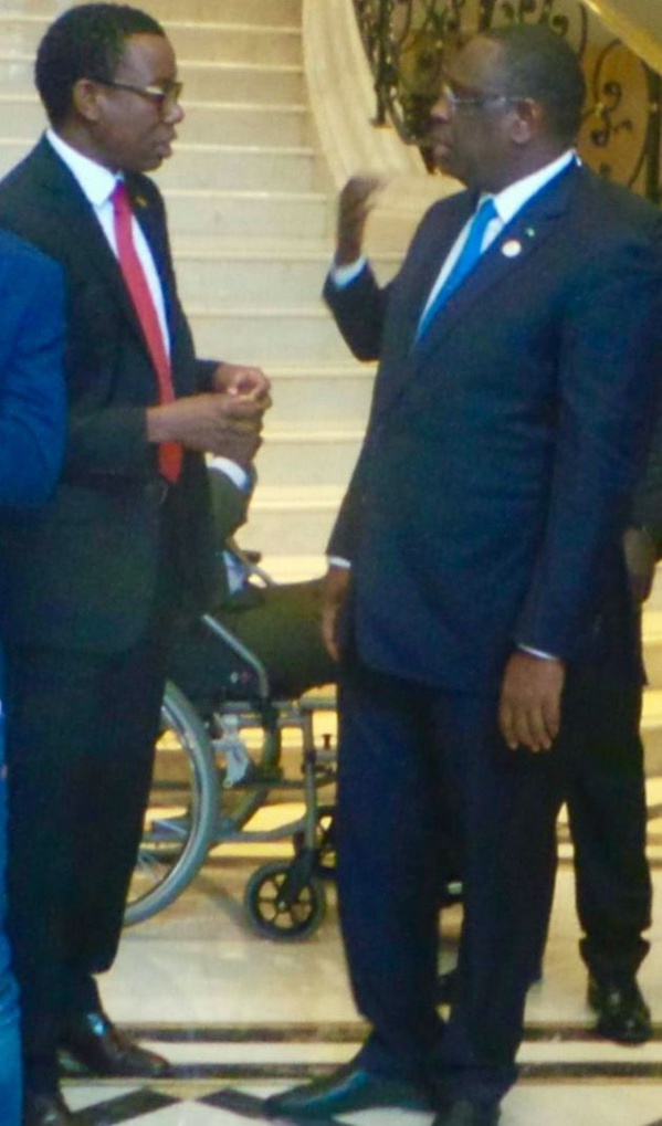 Sileymane Sokome, responsable politique APR Berlin en compagnie du Président de la République 13.6.2017