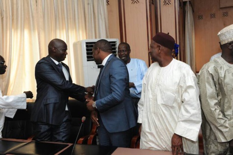 Le Premier Ministre, Mahammed Boun Abdallah DIONNE, a reçu une délégation de l’UNACOIS