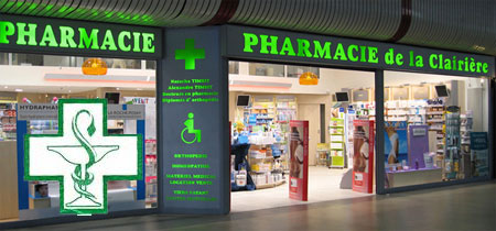 MEURTRE DEVANT LA PHARMACIE «ACTUEL» : Jean Philipp reçoit une balle dans la tête, sa copine admise en urgence