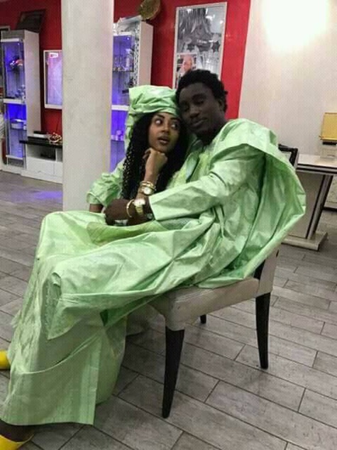 Wally Ballago et Sokhna Aïdara en amoureux, une complicité tout en couleurs