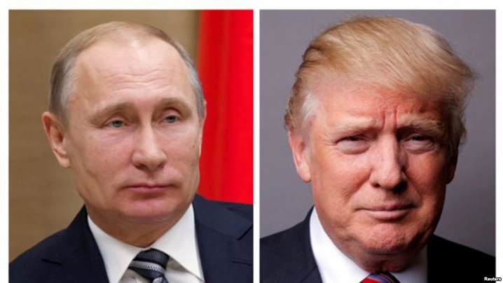 Une combinaison de photos montrant les présidents américain Donald Trump, à droite, et russe Vladimir Poutine.