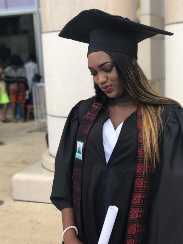 Amina, la fille d'Ibou Cissé du (Super Etoile), décroche sa licence professionnelle...