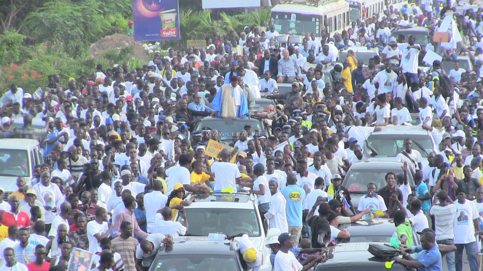 Me Abdoulaye Wade à DAKAR : Les images exclusives de son arrivée