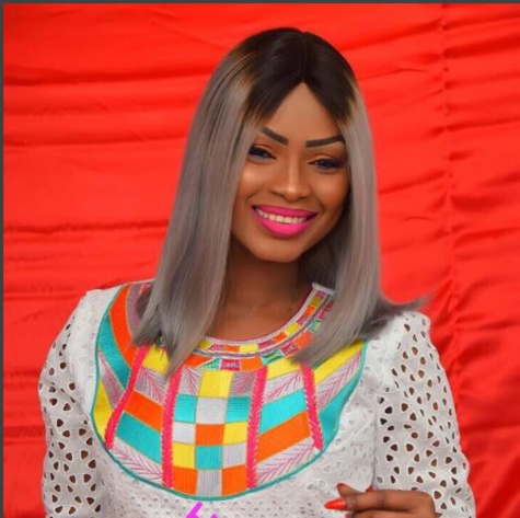 Mbathio Ndiaye toute ravissante en mode make Up