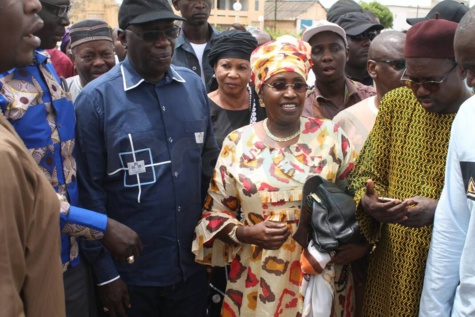 Diène Farba Sarr et Me Nafissatou Diop en visite dans les zones inondées à Kaolack