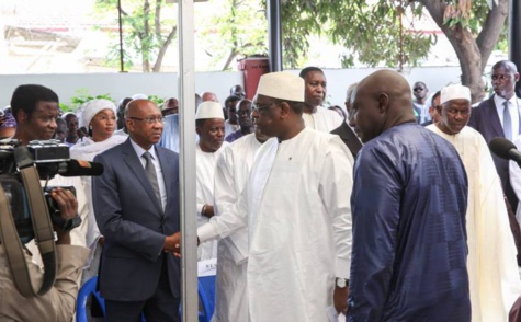 Le Président Macky Sall a assisté à la levée du corps de Babacar Ndiaye, ancien Président de la BAD (images)
