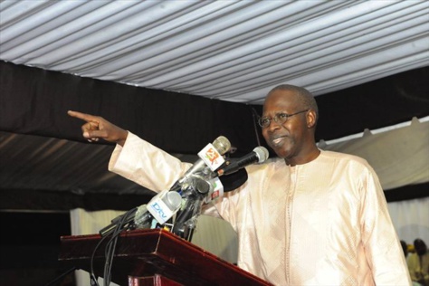 Le Premier ministre Mahammed Boun Abdallah Dionne bande les muscles et défie Wade à Kébémer