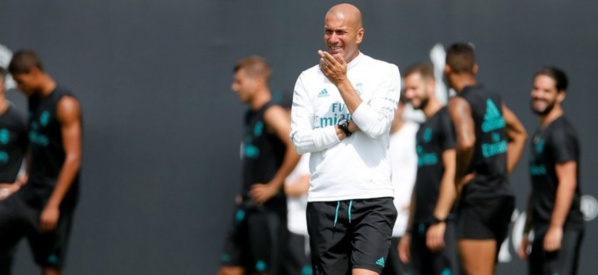Zidane a échangé avec Pérez pour l'intégration de Mbappé