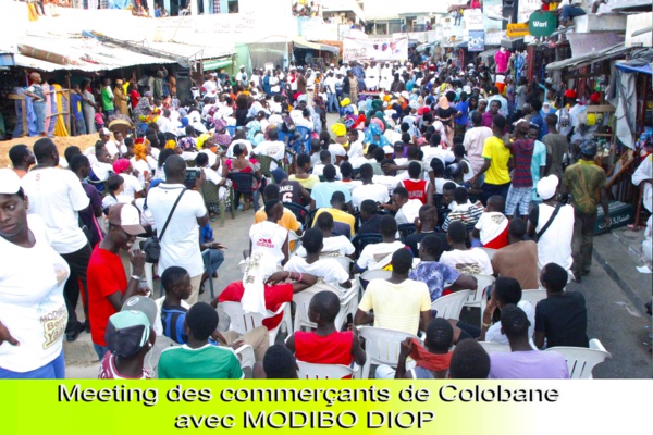 (Photos)  Meeting De Modibo Diop Parain des Jeunes Commerçants De Dakar Au Marché Colobane
