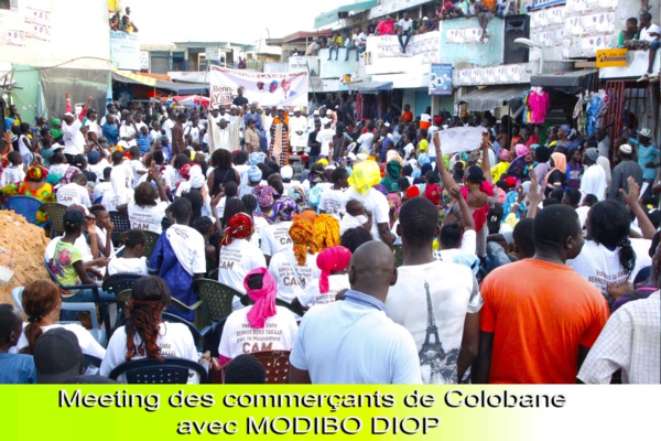 (Photos)  Meeting De Modibo Diop Parain des Jeunes Commerçants De Dakar Au Marché Colobane