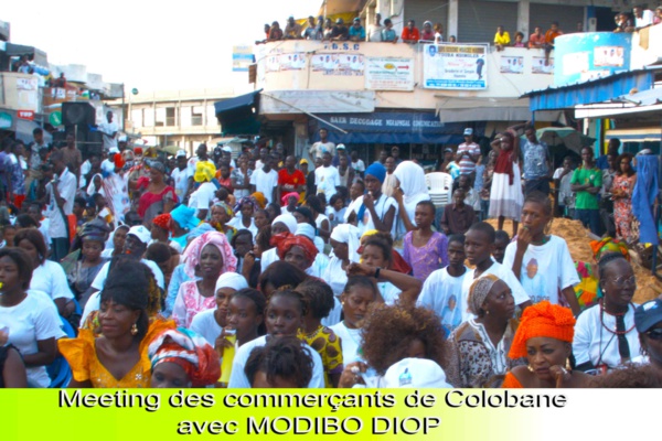 (Photos)  Meeting De Modibo Diop Parain des Jeunes Commerçants De Dakar Au Marché Colobane