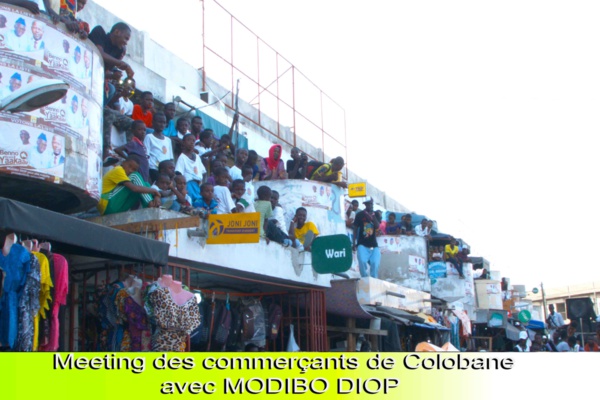 (Photos)  Meeting De Modibo Diop Parain des Jeunes Commerçants De Dakar Au Marché Colobane