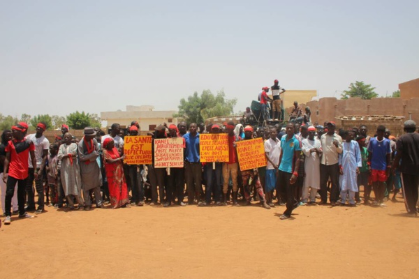 Kanel : La jeunesse se révolte contre les politiciens