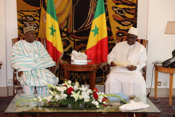 16 photos : SEM Salisu UMARU Ambassadeur Nigéria à Dakar présente ses lettres de créances à Macky Sall