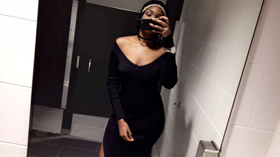 Photos : Aicha Sidibé Winnipeg, toute éblouissante dans sa robe 