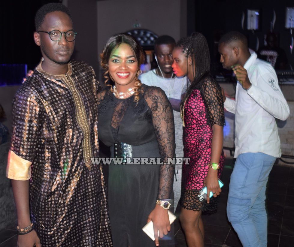 20 photos: Soirée de Mariama Ndiaye Top fm avec Pape Birahim au Saraba Night Club