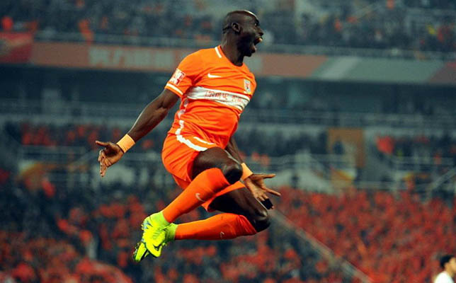 Chine : Graziano Pellè et Papiss Cissé portent le Shandong Luneng