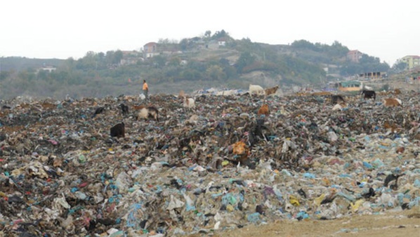 Une décharge sauvage en Albanie (photo d'illustration).