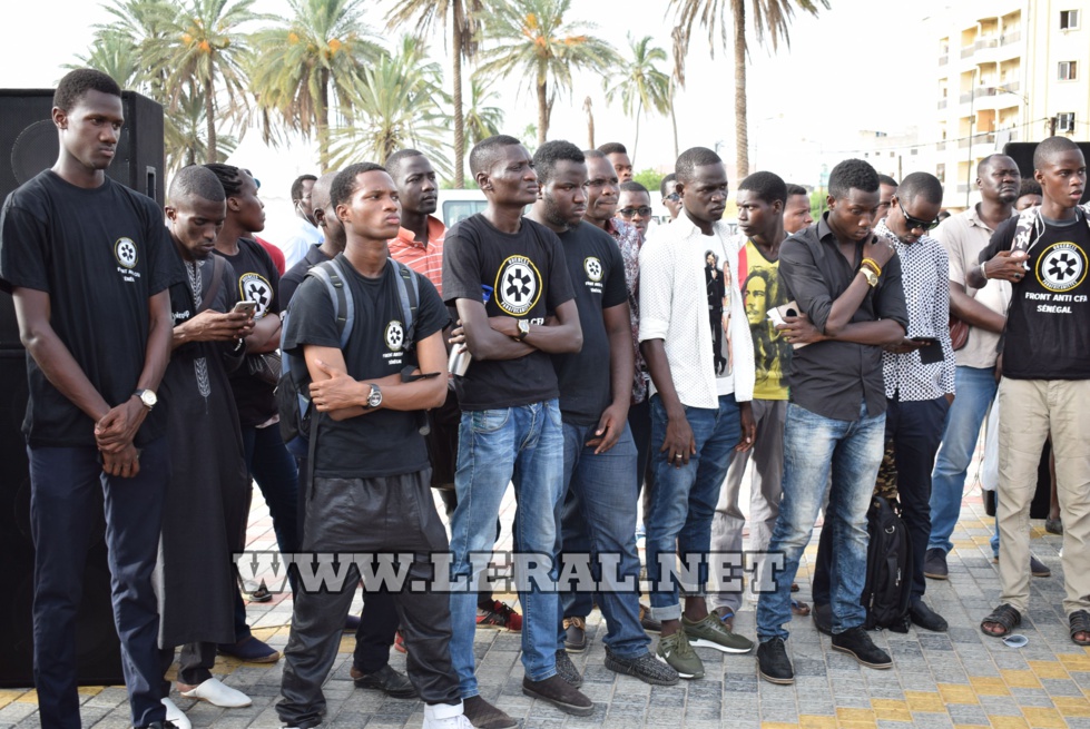 Les images du sit-in du front-Anti CFA à la place de Nation