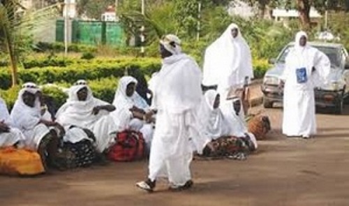 Les pèlerins laissés en rade à Dakar vont ester en justice, l’Etat du Sénégal