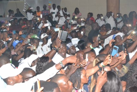 11 photos : Viviane Chidid galvanise ses fans en Espagne