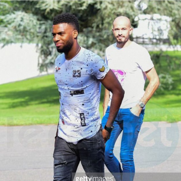 Photos: L'arrivée des Bleus à Clairefontaine pour leur match contre le Pays-Bas, en éliminatoires de Coupe du Monde