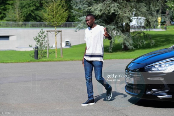 Photos: L'arrivée des Bleus à Clairefontaine pour leur match contre le Pays-Bas, en éliminatoires de Coupe du Monde