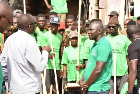 Images: Le ministre Abdoulaye Diouf sarr a lancé ce vendredi, l'opération spéciale de gestion des déchets solides sur toute la région de Dakar.