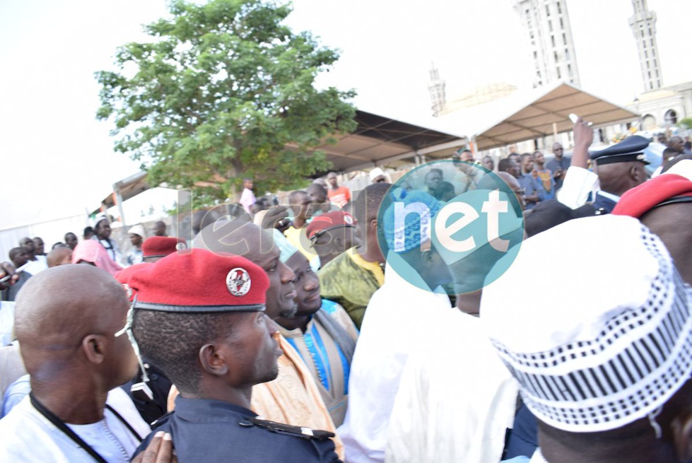 Les images de la prière de Asssane Diouf à la mosquée Massalikoul Djinane