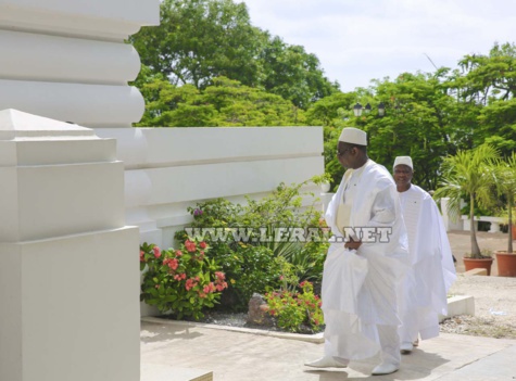 (13 photos ) Tabaski 2017: Le Président Macky SALL à la Grande Mosquée de Dakar