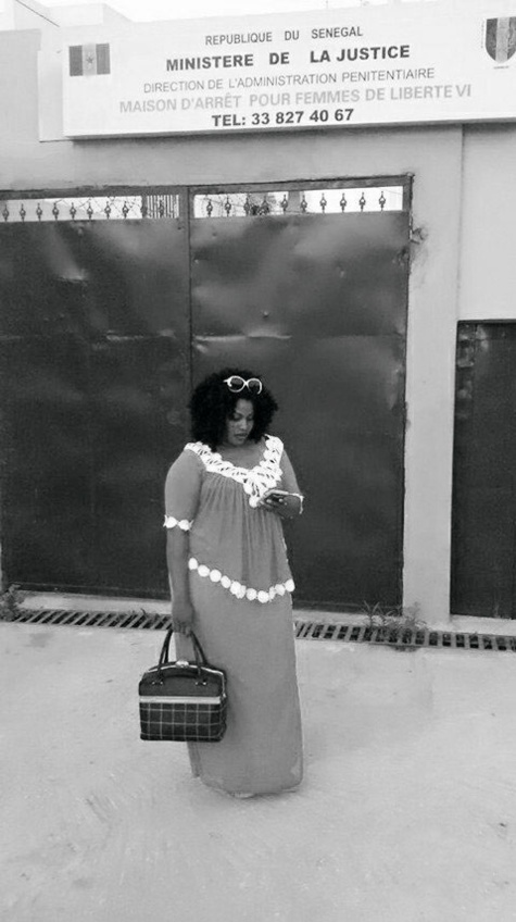 6 photos Tabaski : Oulèye Mané rend visite à ses anciennes co-détenues à la Maison d'arrrêt pour femmes de Liberté 6