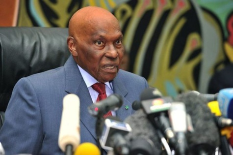 La présidence de la séance inaugurale revient à Abdoulaye Wade (Ministère)