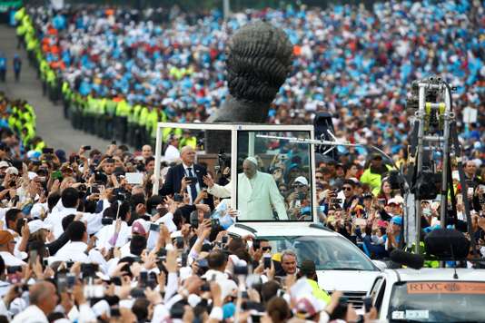 Le pape François en Colombie pour repousser « les épais ténèbres » de la soif de vengeance
