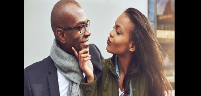 Confidence: « Son mari et elle m’ont draguée pour avoir un enfant de moi… »