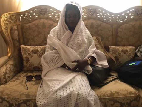 La journaliste gambienne, Fatou Camara fait acte d'allégeance à Serigne Bass Abdou Khadre