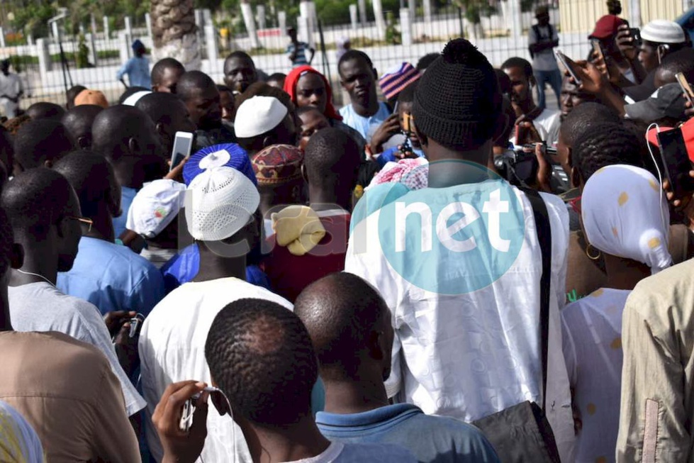 (13 Photos) Marche de soutien de la communauté musulmane du Sénégal au peuple de Birmanie à la Place de l'obélisque